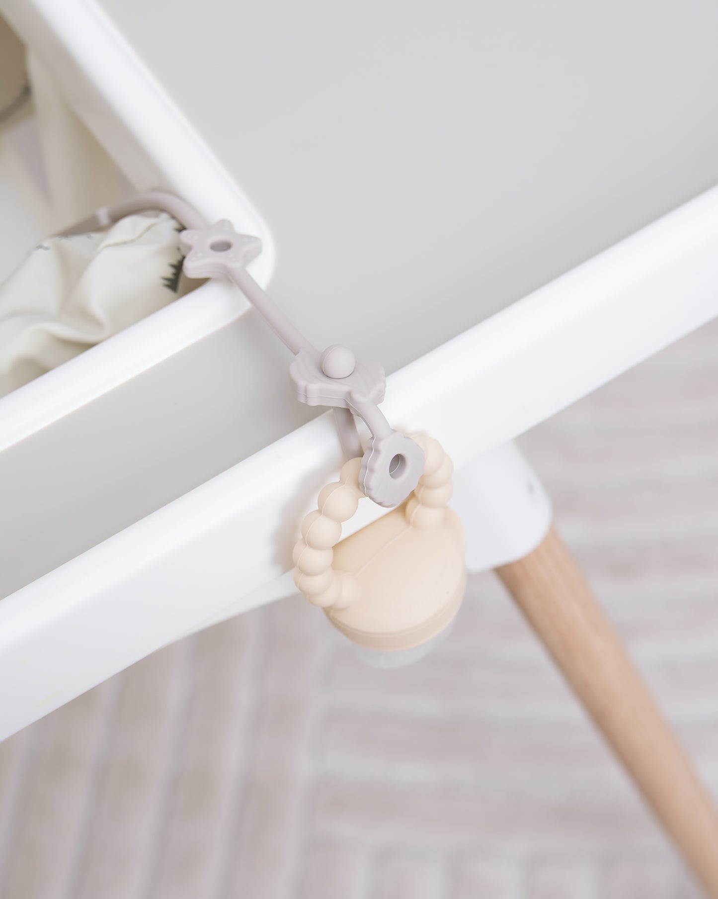 Anti-Drop Silicone Chain Ocean - Beige/Grey