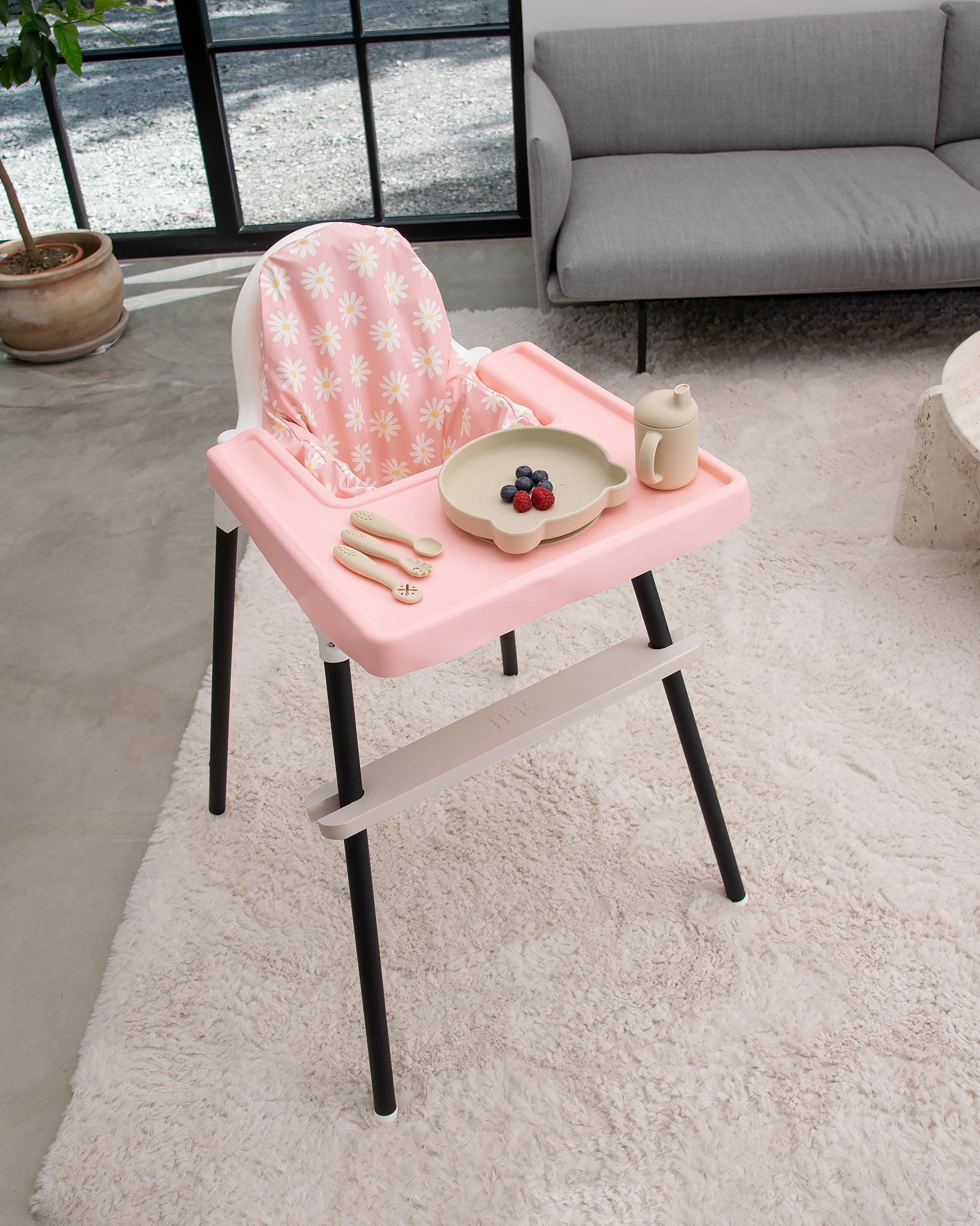 Full-Coverage Silicone Tray Mat - Pink