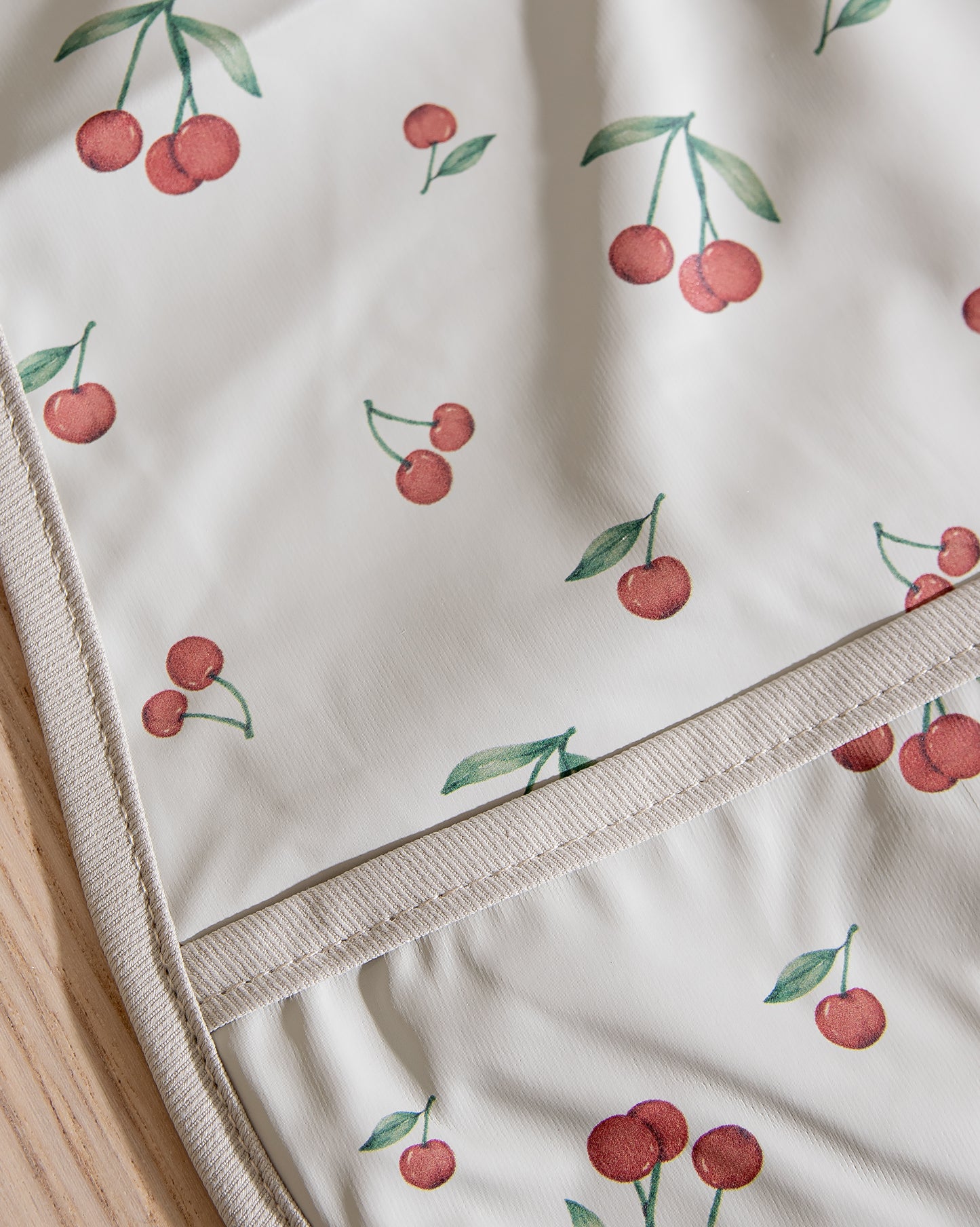 Avtorkbar/Vattentät Haklapp - Körsbärsdröm