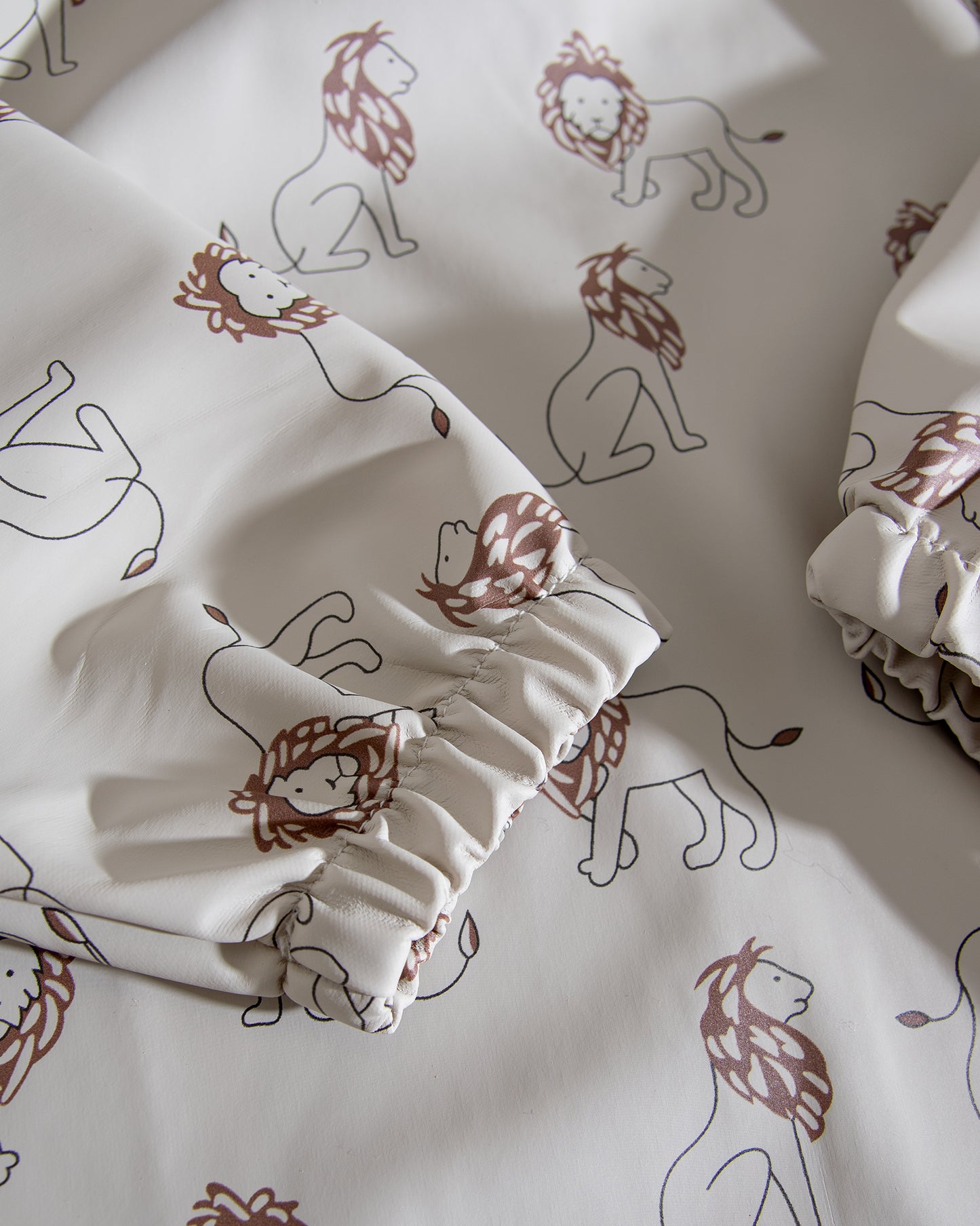 Long-Sleeved Bib – Little Lion King