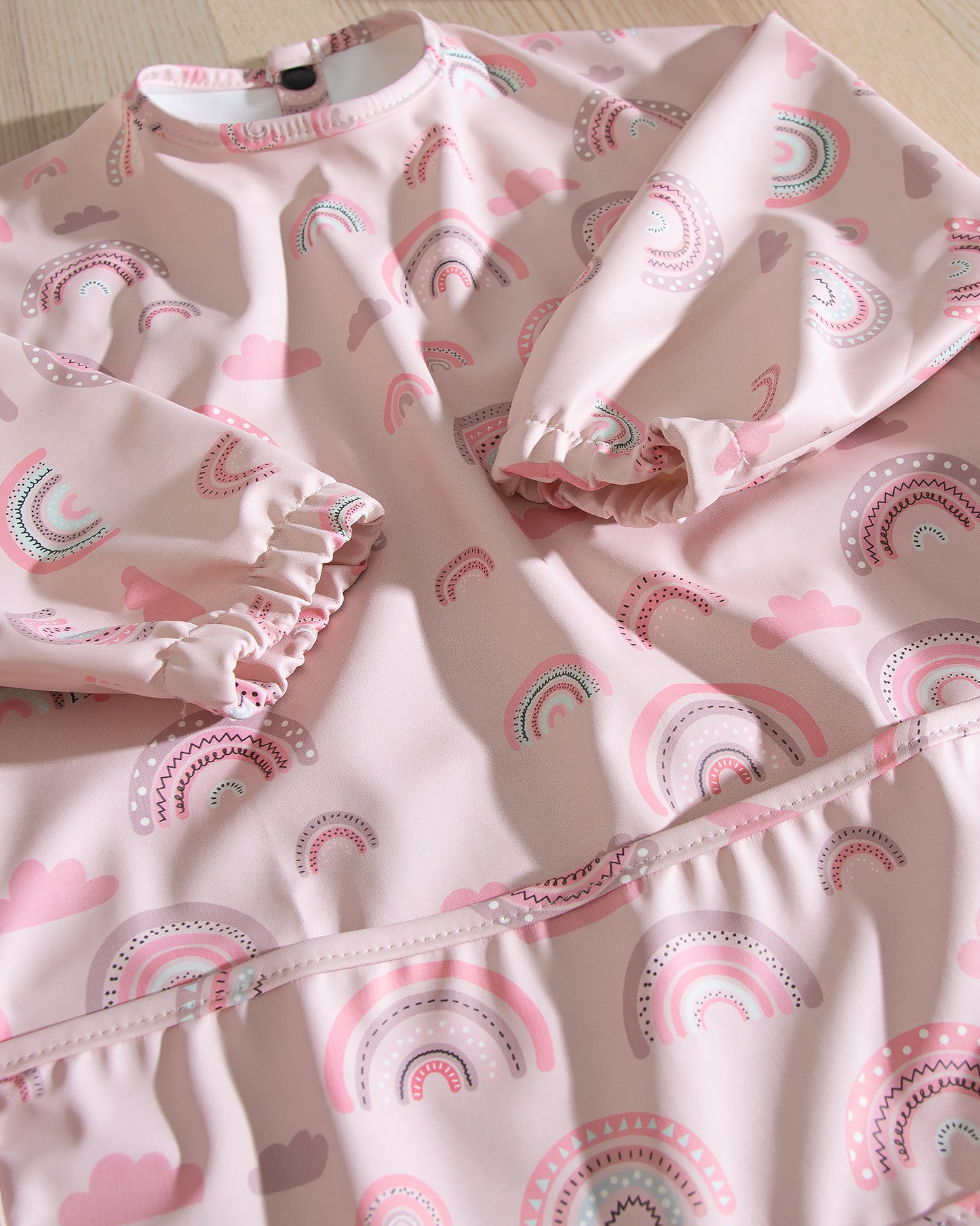 Pitkähihainen ruokalappu - Vaaleanpunainen Pilvi