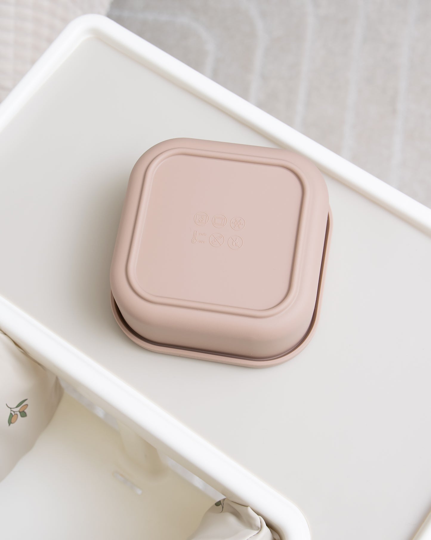 Silikoninen eväsrasia 1 lokero - Taupe