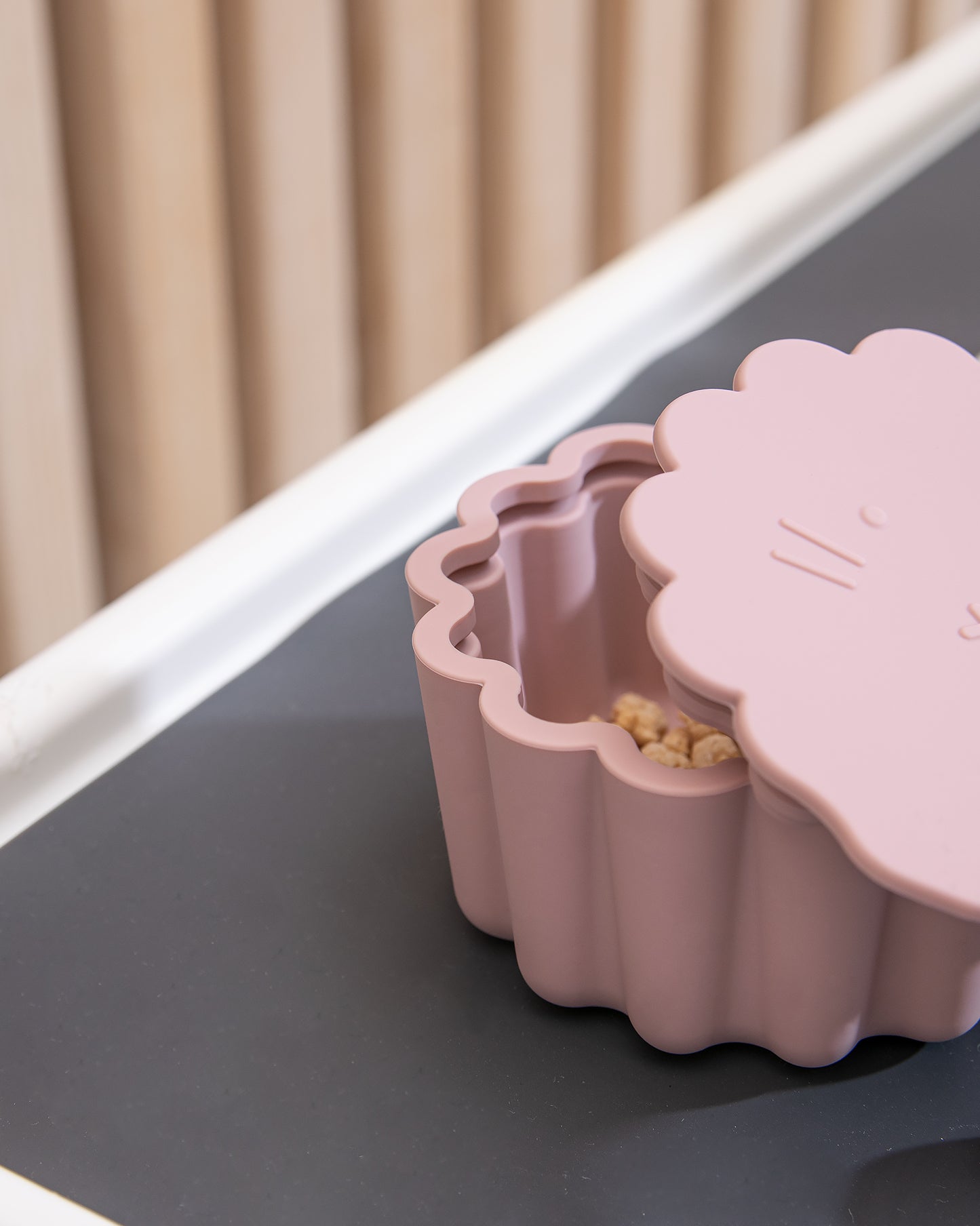 Bølget skål med låg - Blush Pink