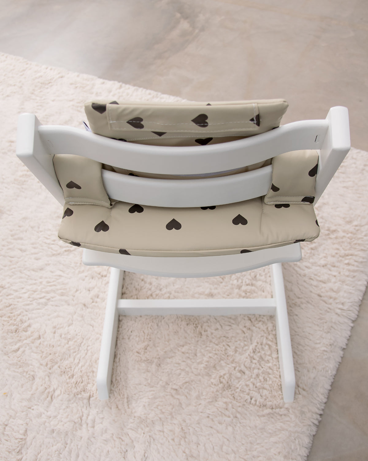 Hynder til Stokke Tripp Trapp - Beige med hjerter