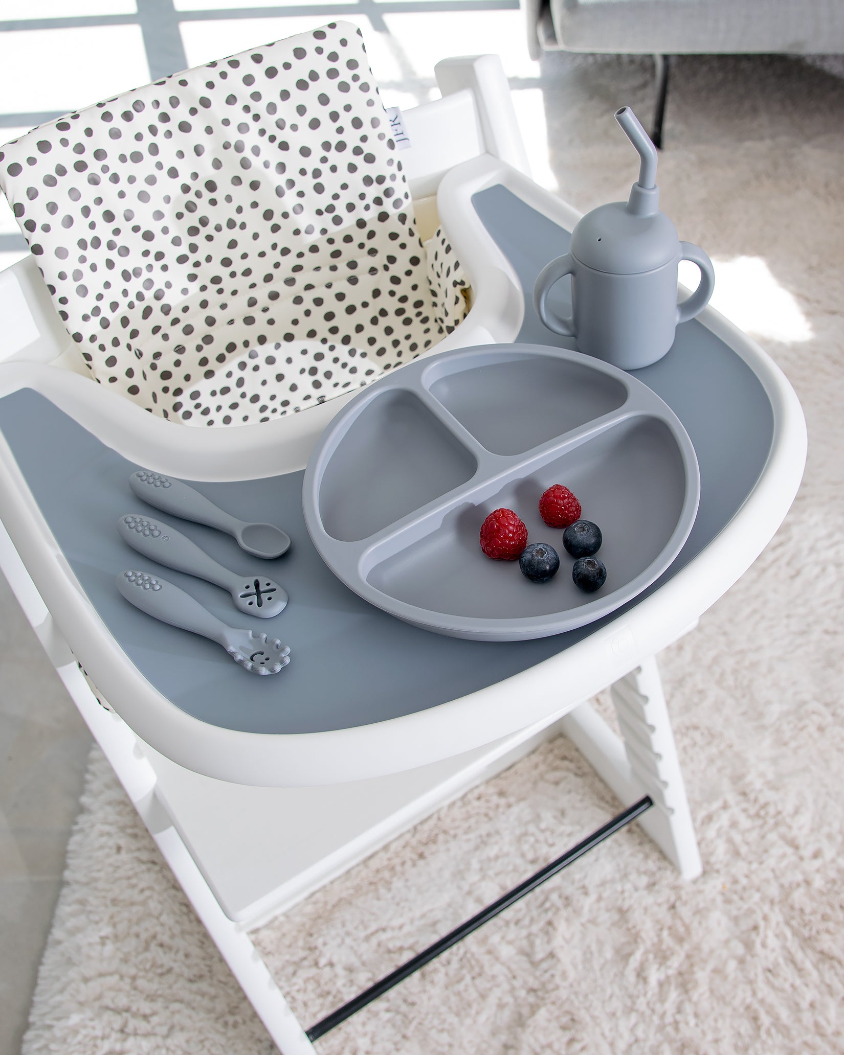 Bordskåner til Stokke Tripp Trapp - Grå