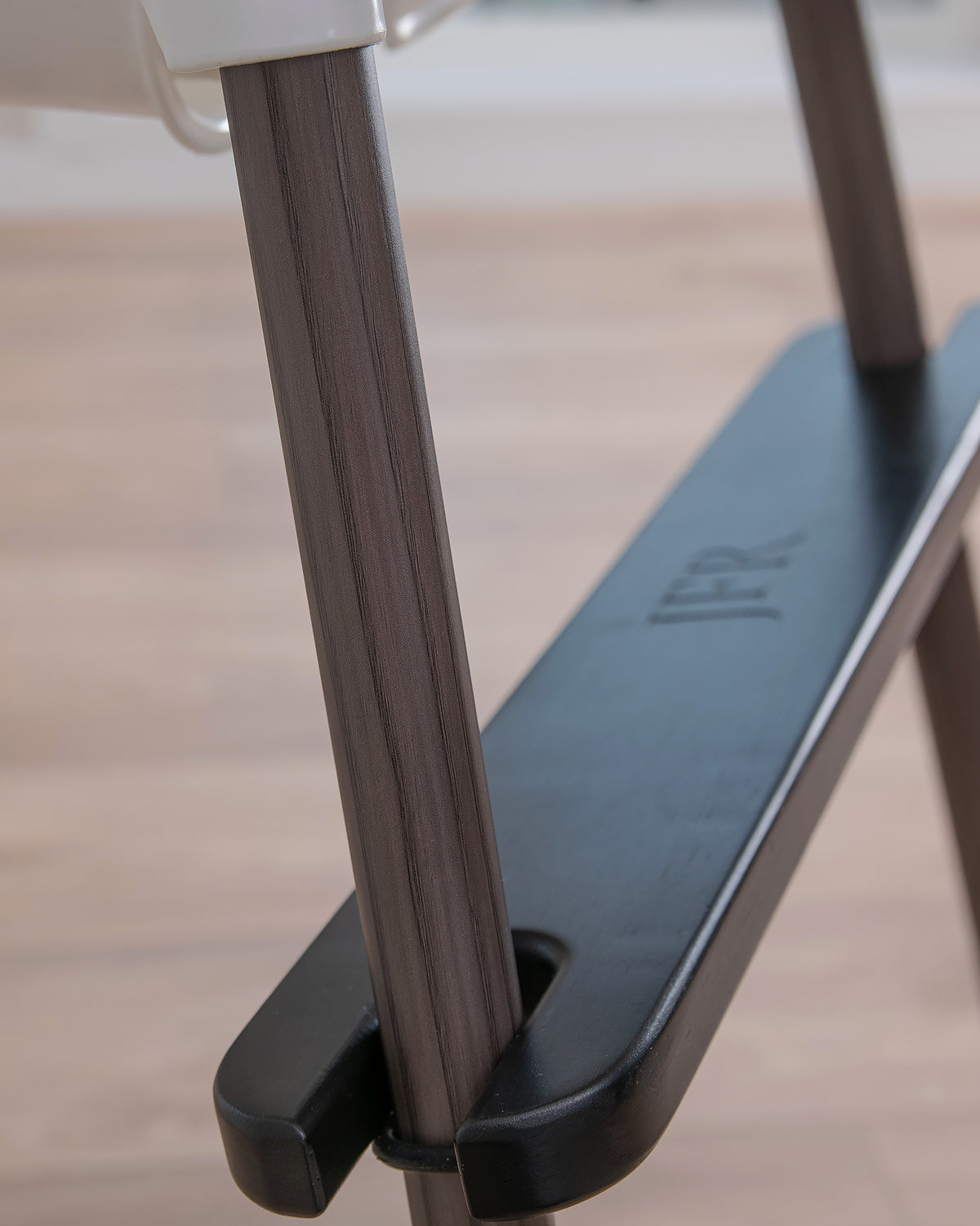 Stolsbens Stickers (Antilop) - Walnut