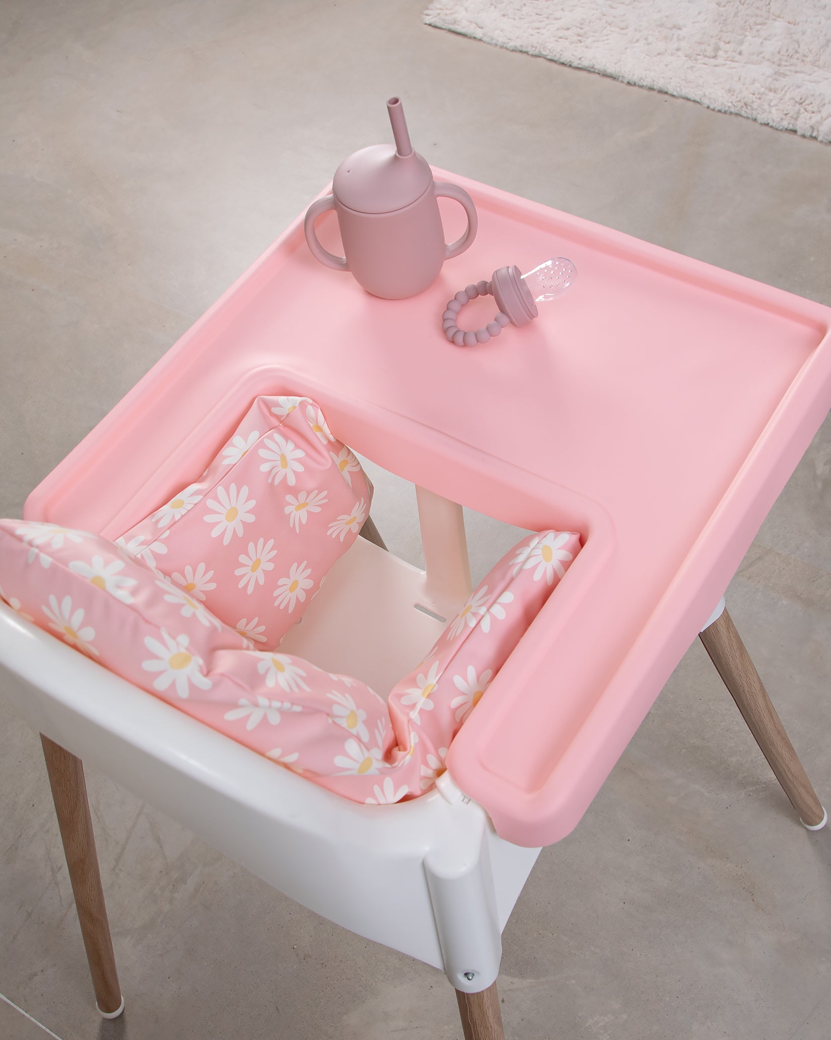 Full-Coverage Silicone Tray Mat - Pink