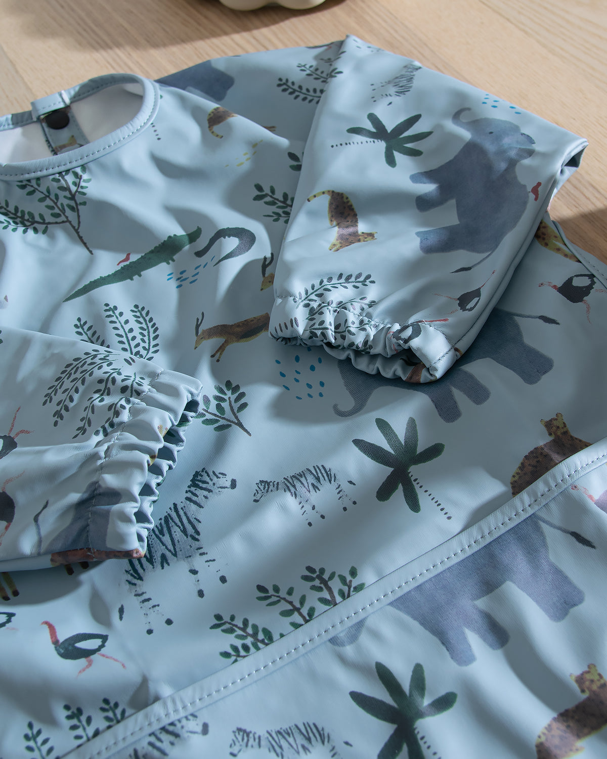 Long-Sleeved Bib - Jungle Animals Blue