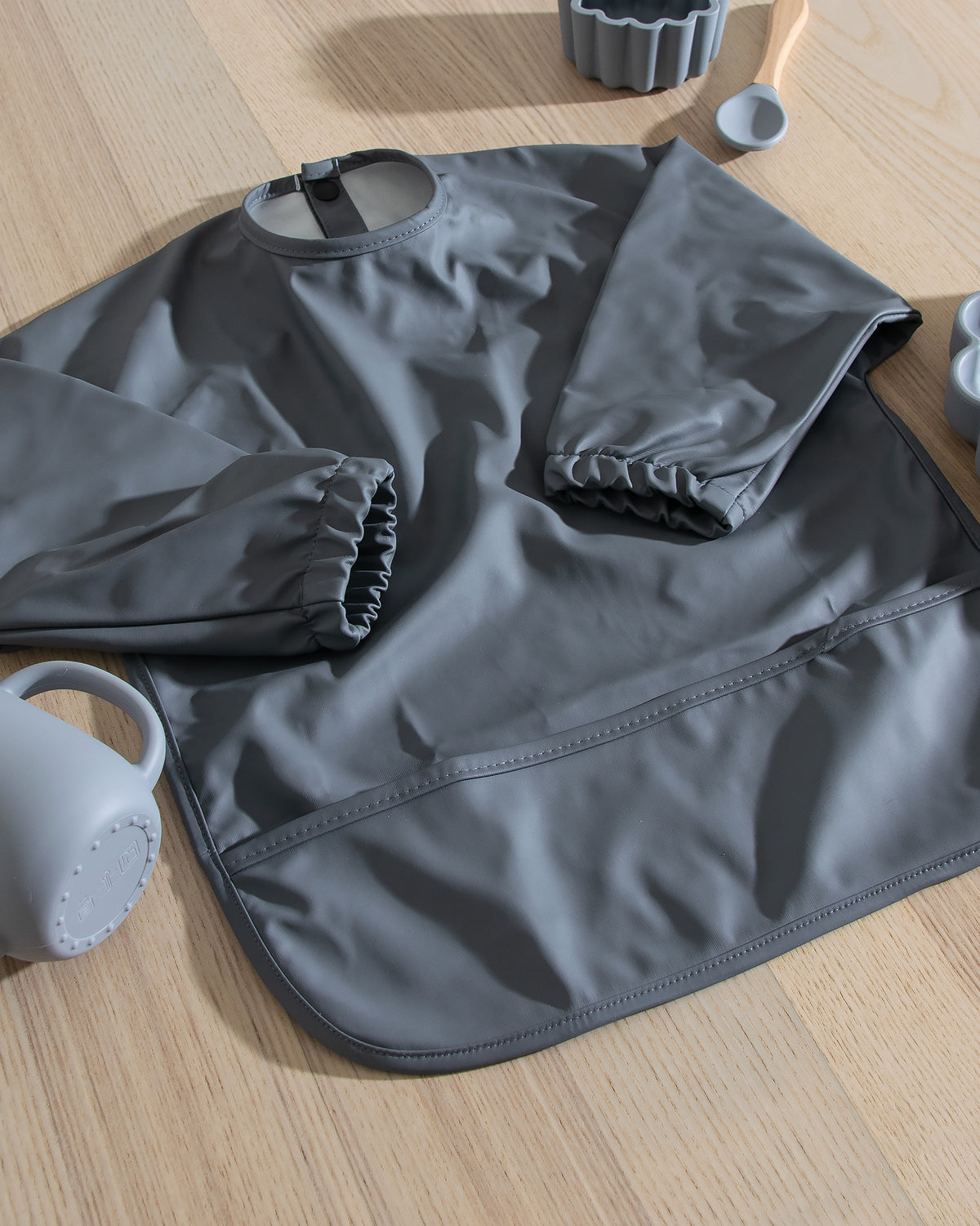 Long-Sleeved Bib - Grey