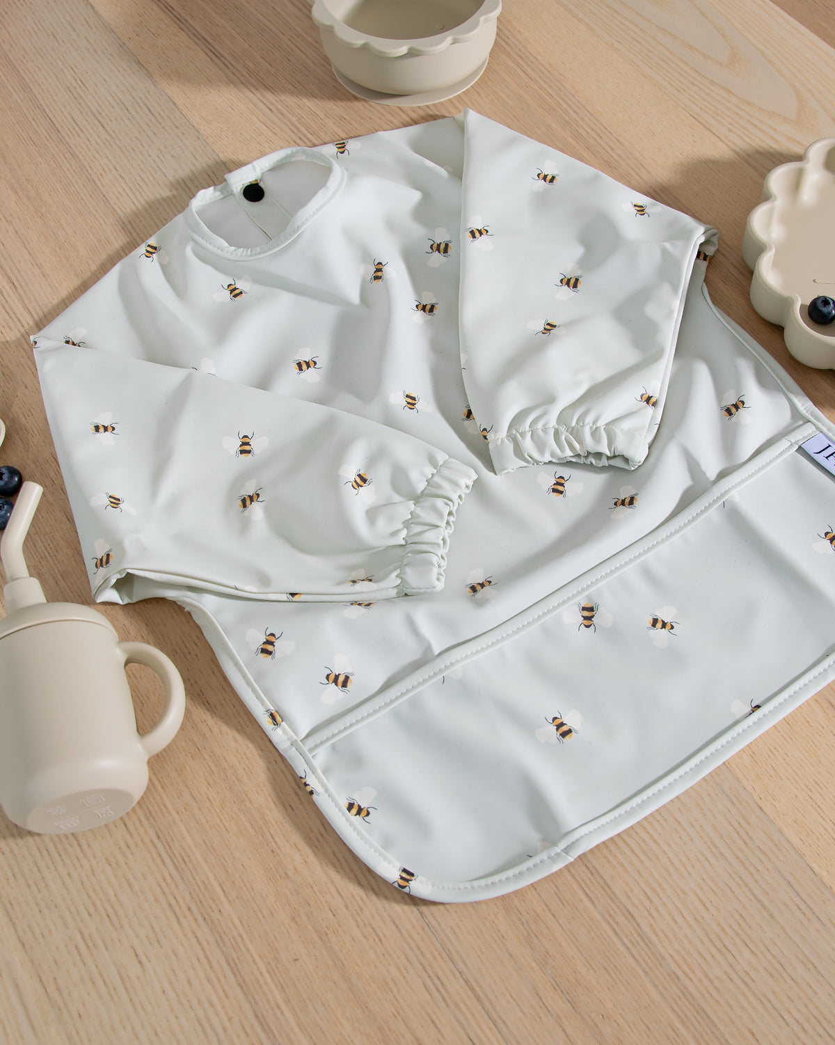 Long-Sleeved Bib - Green Bees