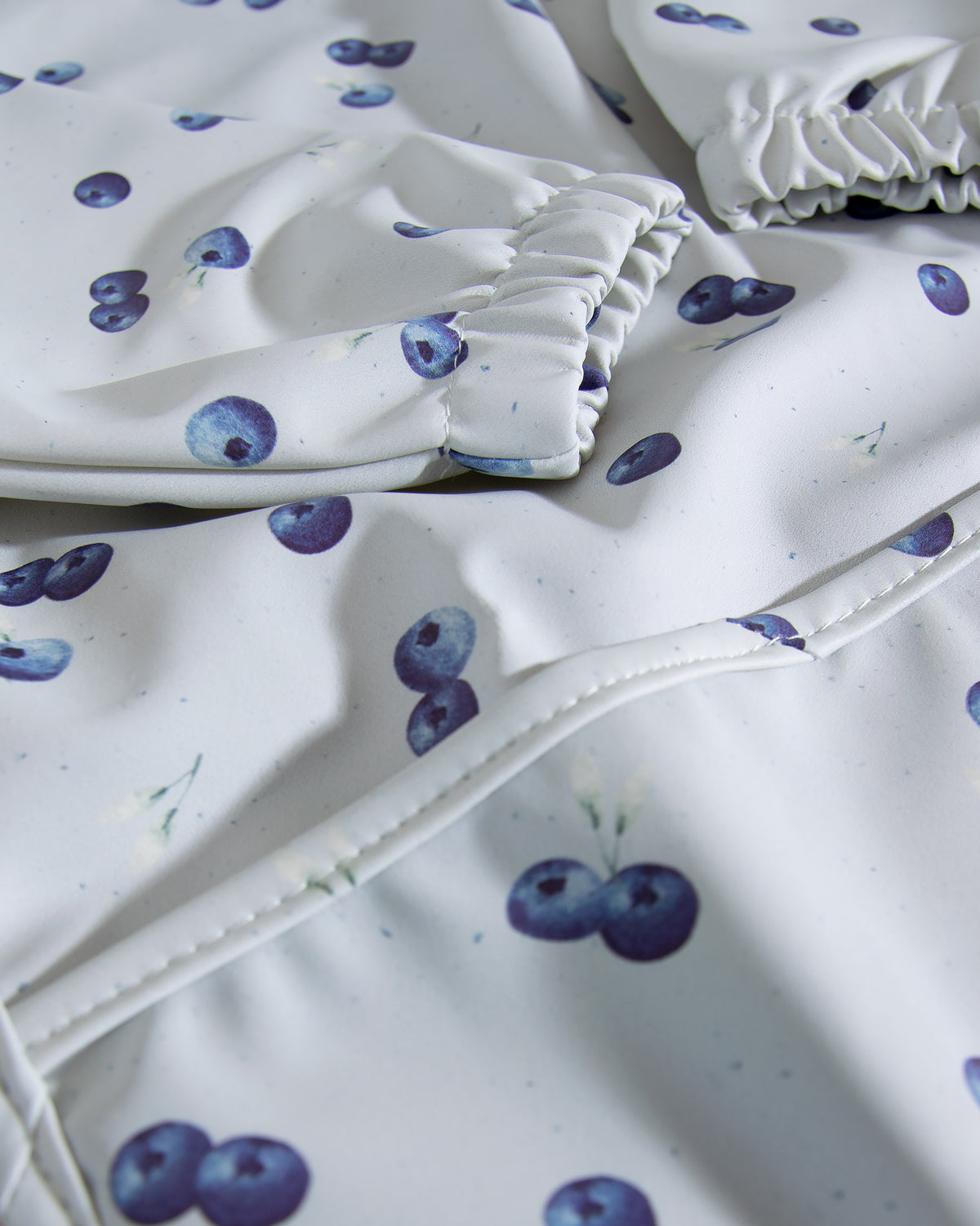 Long-Sleeved Bib - Blueberry