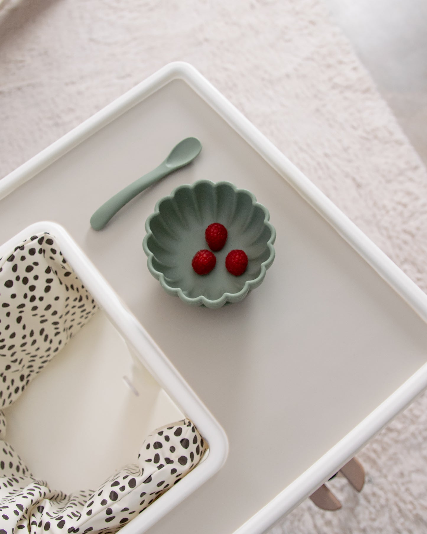 Silicone Bowl With Spoon - Green