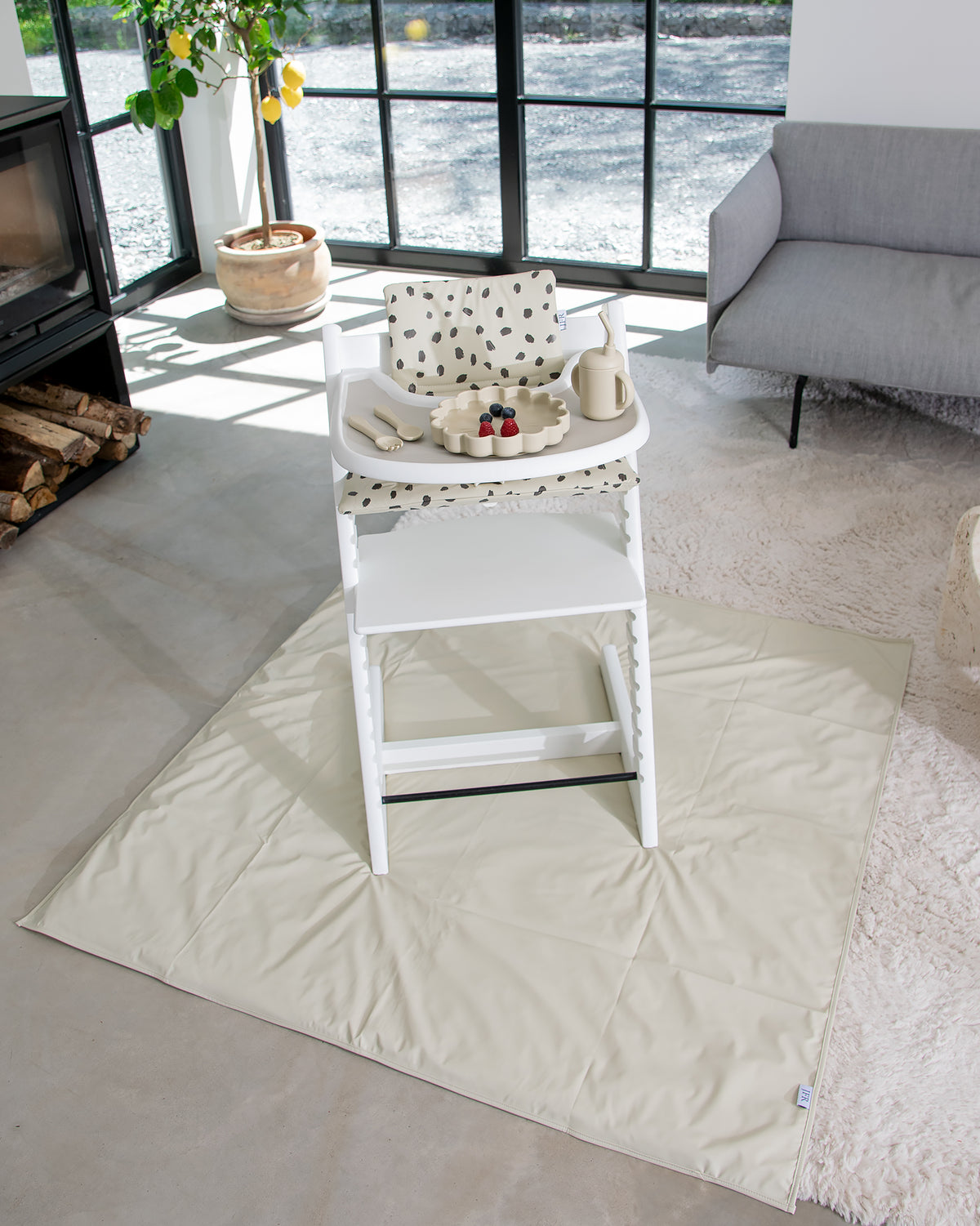 Floor protector for high chair - Beige