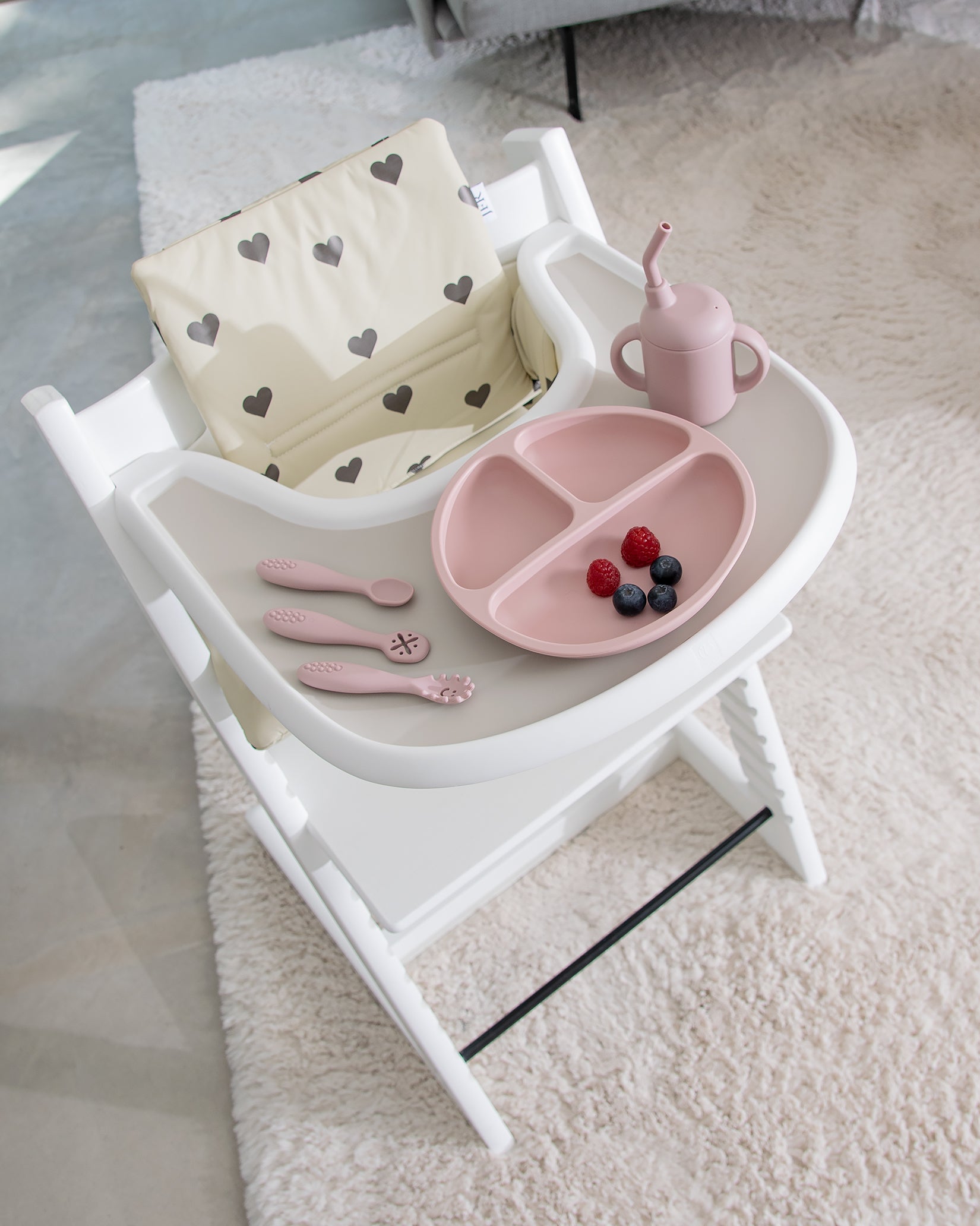 Hynder til Stokke Tripp Trapp - Beige med hjerter
